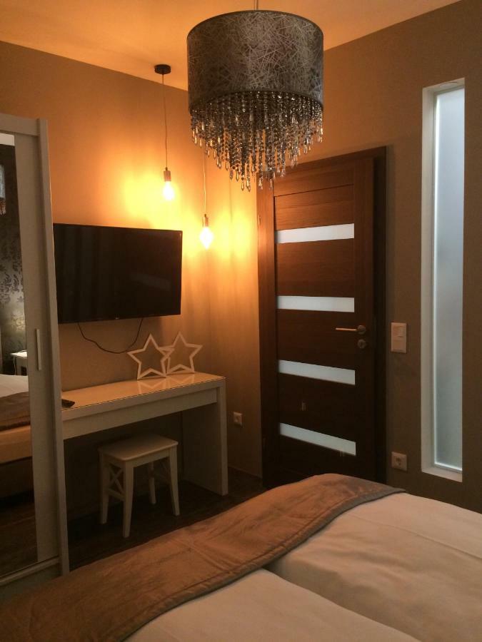Orient Suite Sárvár Esterno foto